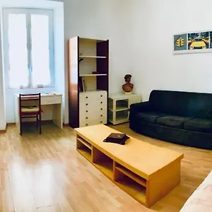 Appartamento Luminoso, Roma